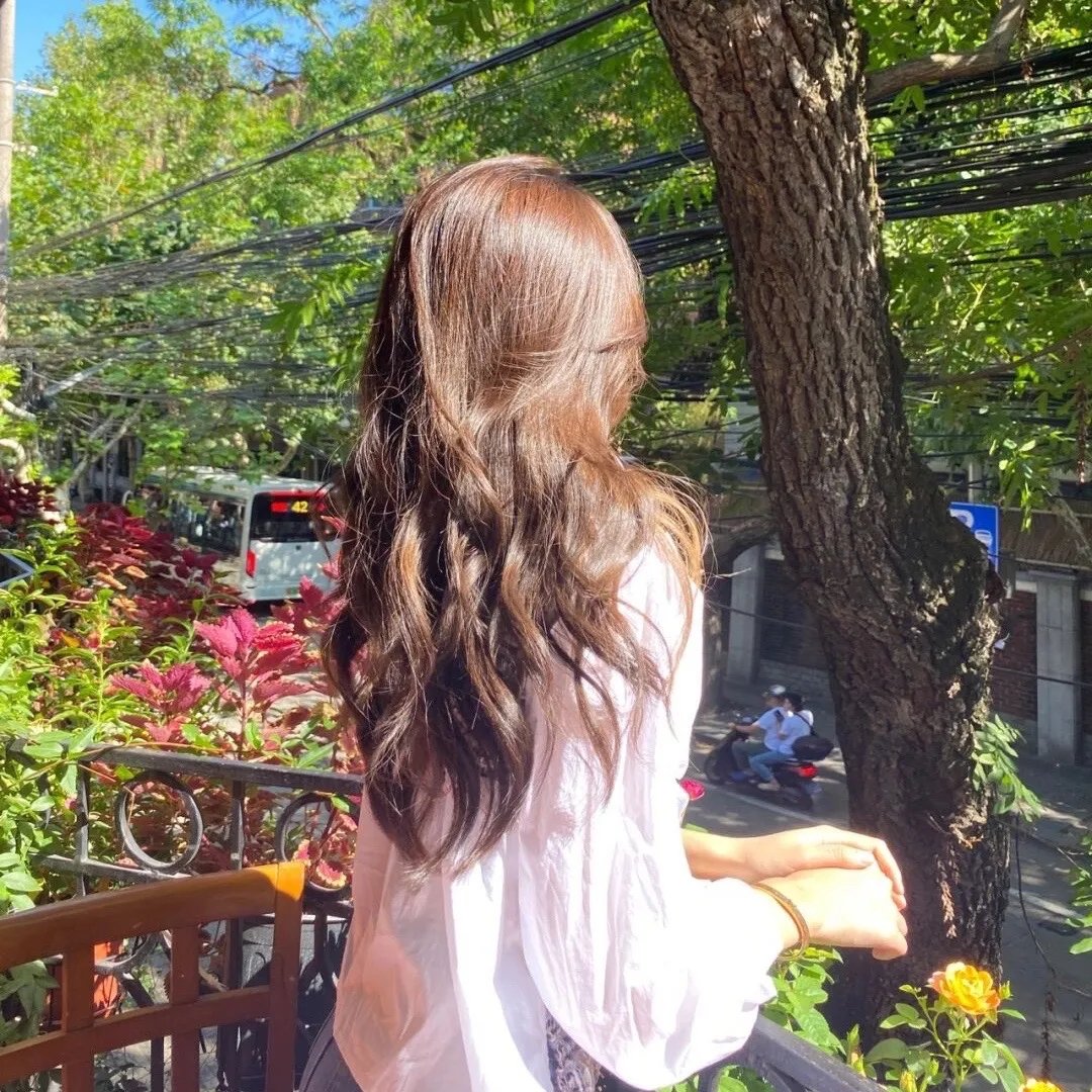 鲁卜哈利沙漠:非洲的女人